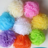 Skin Care 30g Cheap Body Scrubber Ball Exfoliating Shower Loofah Mesh Pouf Bath Sponges